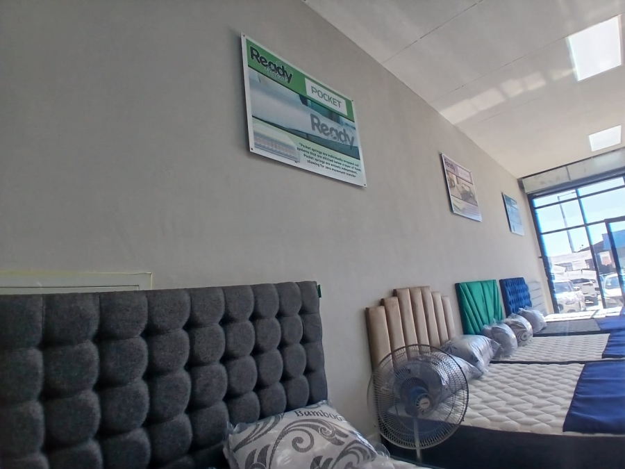 To Let Commercial Property for Rent in Lower Bo-dorp North West